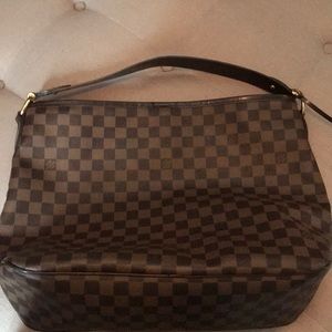 100% authentic Louis Vuitton hobo bag!